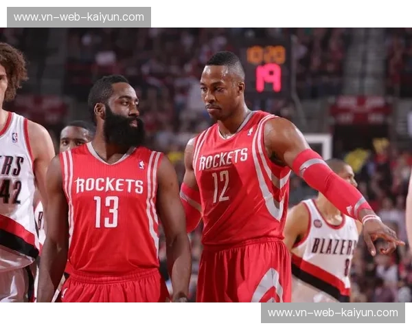 红色狂潮vs雷霆风暴：季后赛G1，谁在休斯顿的夜空刻下传奇？